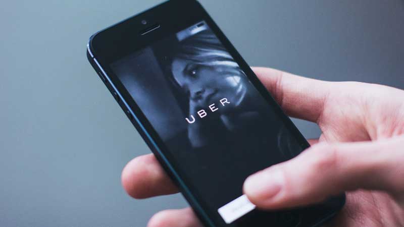 Uber plans to expand ridesharing services across Quebec