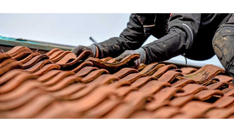 JOBS Ontario Offering Free Training for Roofing and Drywall Careers in Niagara