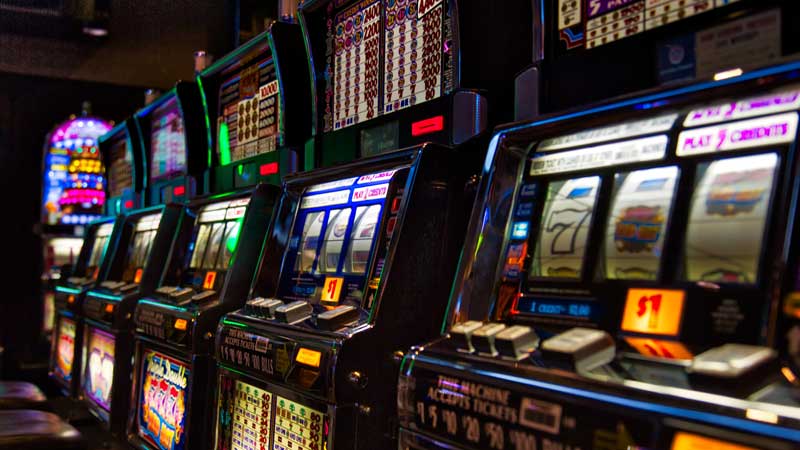 JOBS Casino Workers Across Ontario Poised To Strike