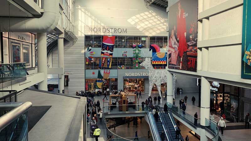 🎄 Cadillac Fairview and Canadian Music Stars Partner to Deliver Holiday Memories