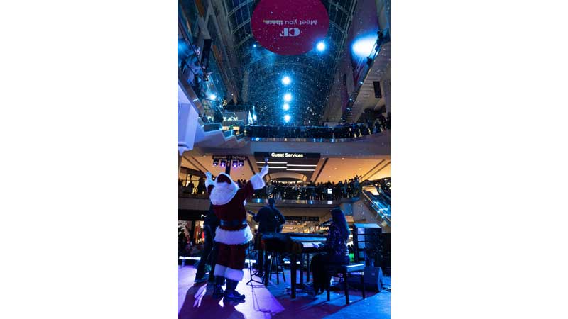 🎄 Cadillac Fairview Transforms CF Toronto Eaton Centre into a Winter Wonderland