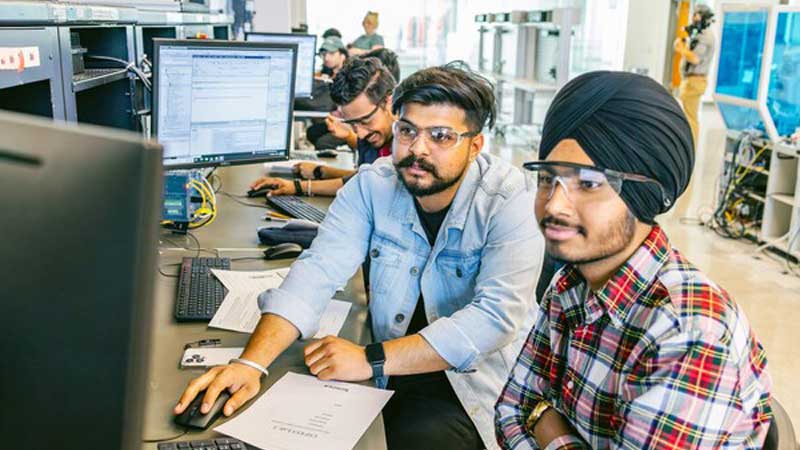 🍁🏙️ JOBS 🧑🔎👩‍🏫💻 Seneca Polytechnic and Siemens Partner to Provide Tools and Training to the Next Generation of Industry Leaders