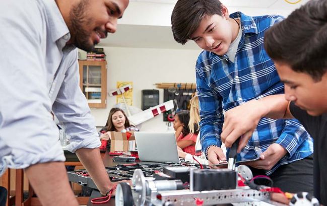 🚌👦👧 Ontario's Largest School Boards Sue Social Media Giants for Disrupting Students' Fundamental Right to Education