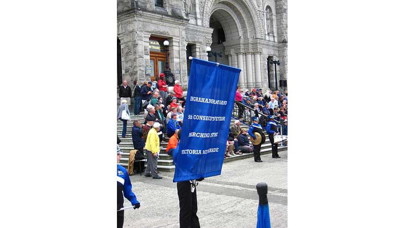 🍁🏙️ Celebrate the Victoria Day Long Weekend with Family Friendly Activities 🧺🥪🎆