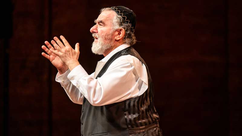 Upcoming Event:  📅🎭🍁🏙️  Saul Rubinek In His Triumphant Return In The Hilarious And Poignant Playing Shylock Opening At The CAA Theatre April 1-6
