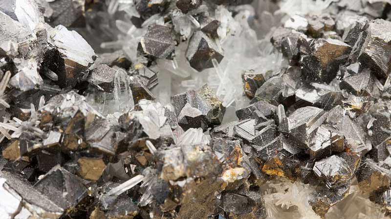 ONTARIO 🍁🧑🔎  Building a Stronger, Self-Reliant Ontario