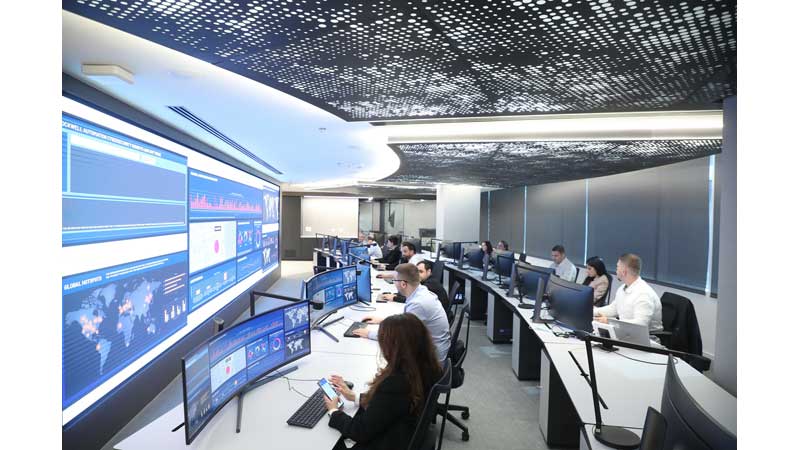 🧑🔎💻 61% of Cybersecurity Professionals Plan AI Adoption as Manufacturing Faces Growing Cyber Risks  💵