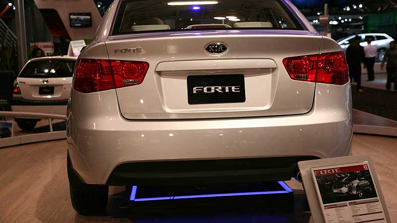 🚗 2009 Canadian International AutoShow. 2010 Kia Forte. Canadian Premiere