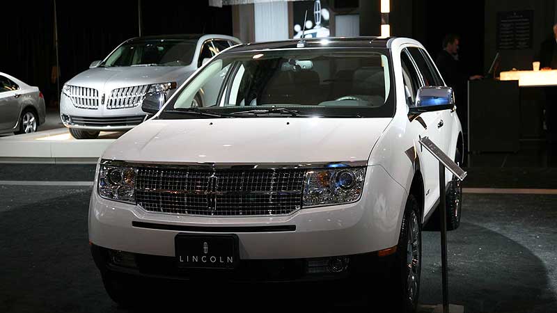 🚗 2009 Canadian International AutoShow. North American Premiers