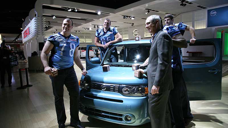 🚗 2009 Canadian International AutoShow. Nissan Cube