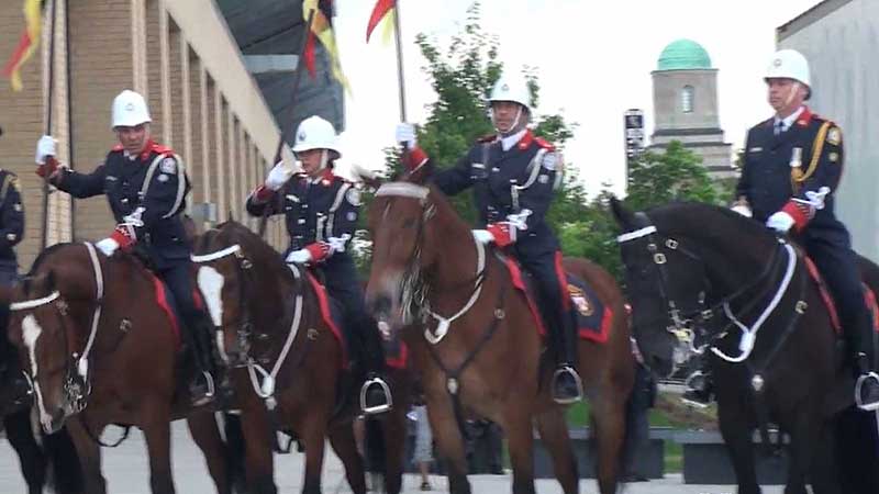 💃🥳 2009 CNE. Warriors’ Day Parade