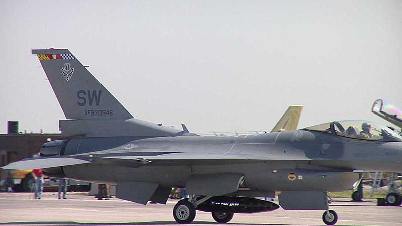 ✈️ 2009 Canadian International Air Show. USAF F-16, F-22