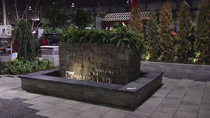 🏡👨‍🌾✂️🌳 2010 National Home Show. Gardens