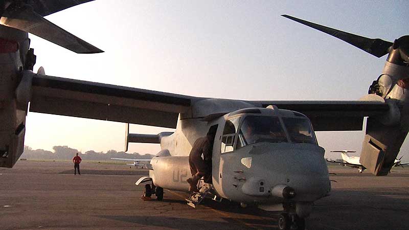 ✈️🚁 2011 Canadian International Air Show. V-22 Osprey Arrival