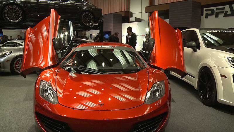 🚗 2012 Canadian International Autoshow. McLaren MP4-12C