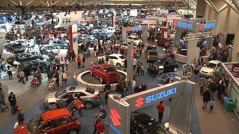 🚗 2012 Canadian International AutoShow. The Canadian Vehicle Premieres