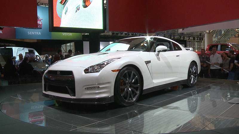 🚗 2012 Canadian International Auto Show. 2013 Nissan GT-R
