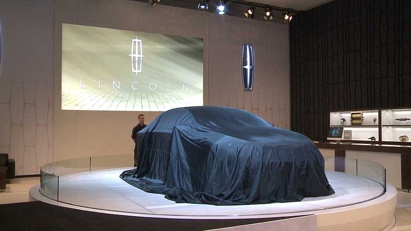 🚗 2012 Canadian International Auto Show. 2013 Lincoln MKZ Concept