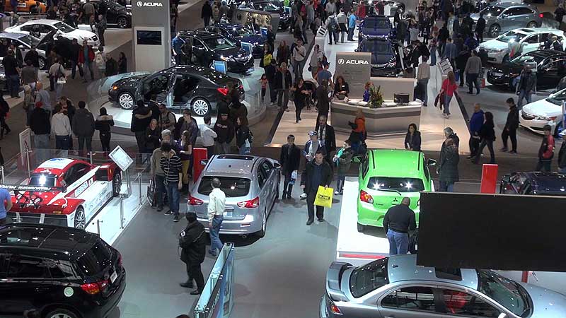 🚗 2013 Canadian International AutoShow. Canadian Premieres