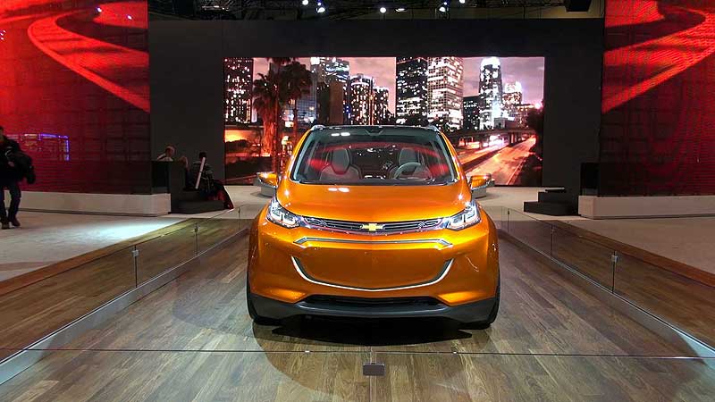 🚗 2015 Canadian International AutoShow. Canadian Premiere. Chevrolet Bolt EV Concept