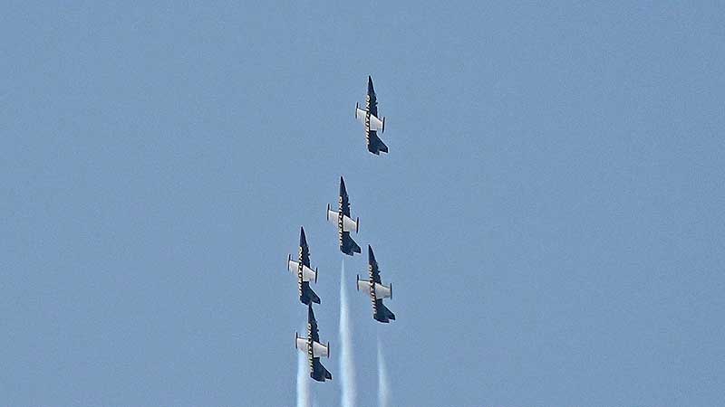 ✈️ 2015 Canadian International Air Show. Breitling Jet Team