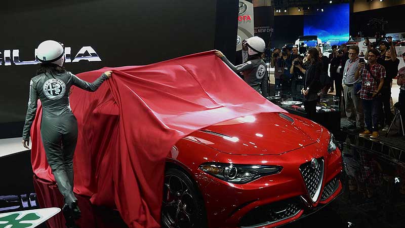 🚗 2016 Canadian International AutoShow. Part 1/2