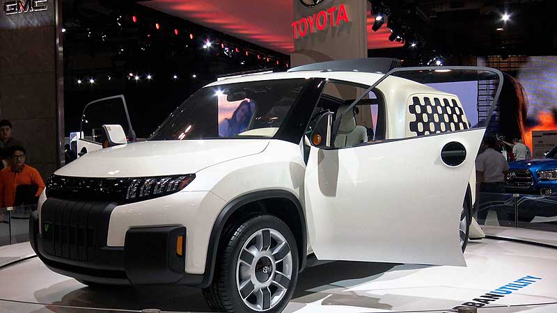 🚗 2016 Canadian International AutoShow. Toyota U2 Concept