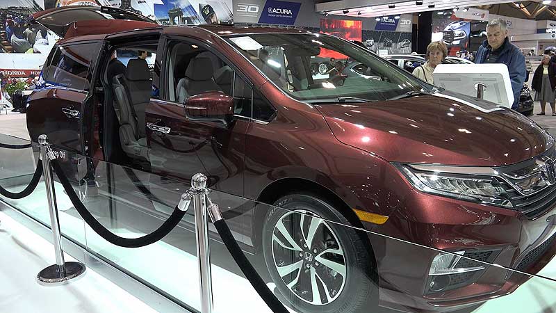 🚗 2017 Canadian International AutoShow. Honda Premieres