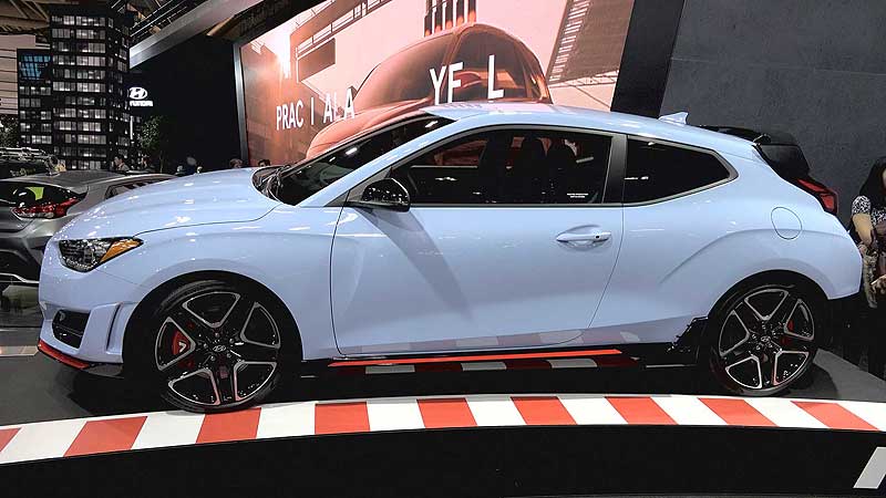 🚗 2018 Canadian International AutoShow. 2019 Hyundai Veloster N Debut