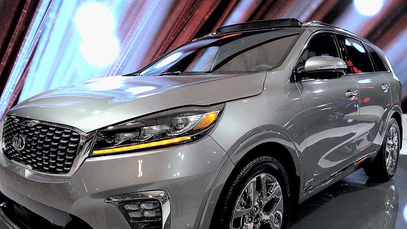 🚗 2018 Canadian International AutoShow. 2019 KIA Sorento Debut
