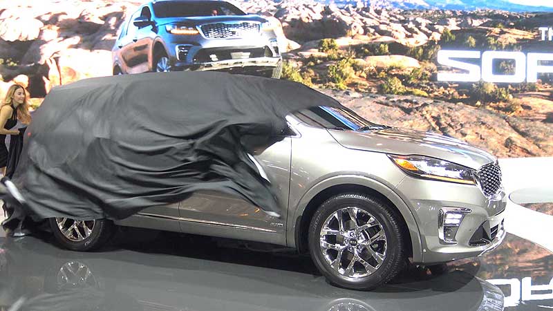 🚗 2018 Canadian International AutoShow. 2019 KIA Sorento Unveiling