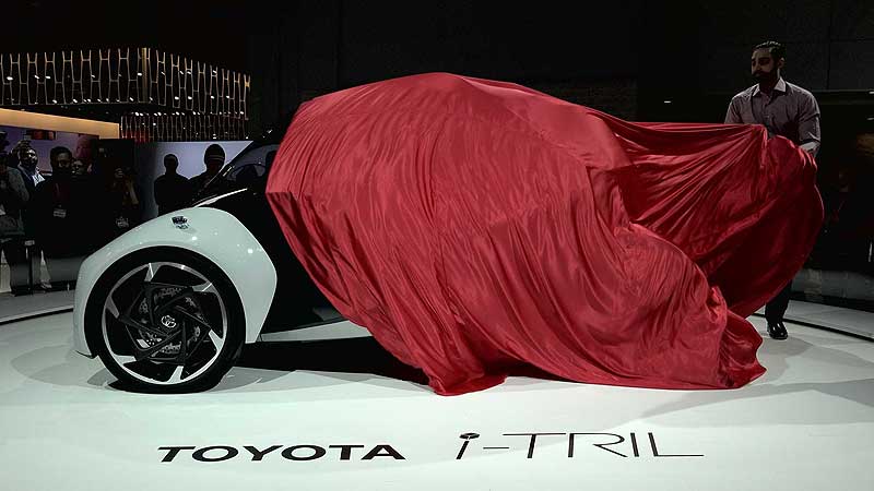 🚗 2018 Canadian International AutoShow. Toyota i-TRIL Concept Unveiling