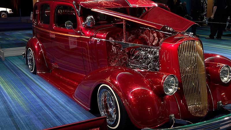 🚗 NewCa.com Exclusive! 2019 Canadian International AutoShow. Lowriders Timeless Masterpieces