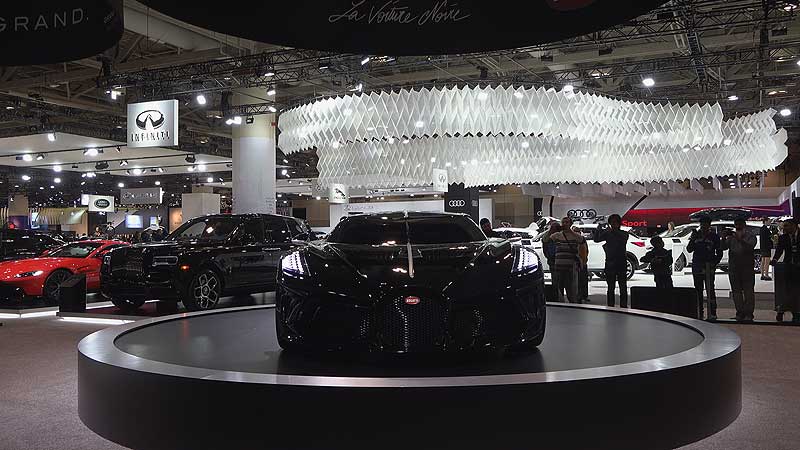 🚗 2020 Canadian International AutoShow. Bugatti La Voiture Noire. The World's Most Exclusive Bugatti Unveil