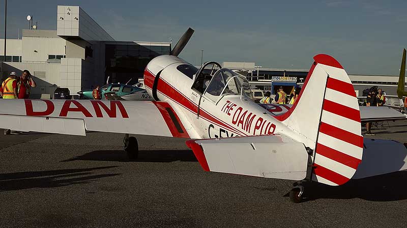 ✈️ 2022 Air Show. Gordon Price in his prototype YAK 50 at the Canadian International Air Show