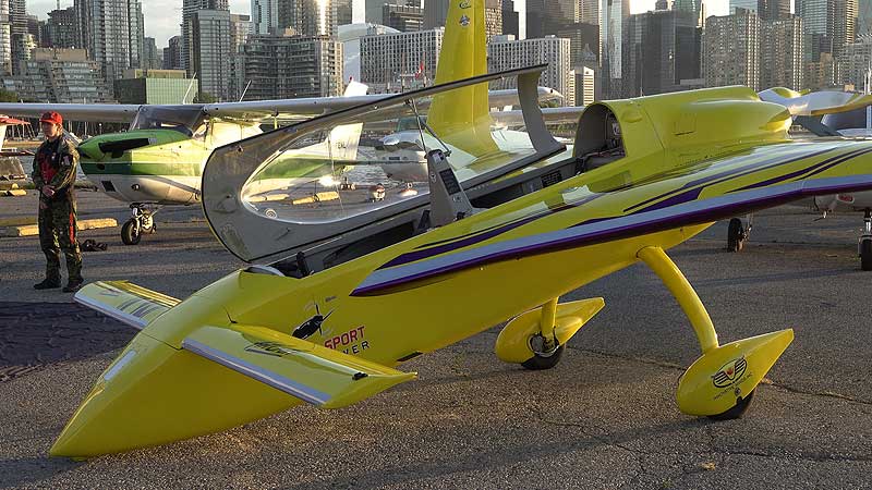 ✈️ 2022 Airshow. Kyle Fowler and His Long EZ at the Canadian International Airshow