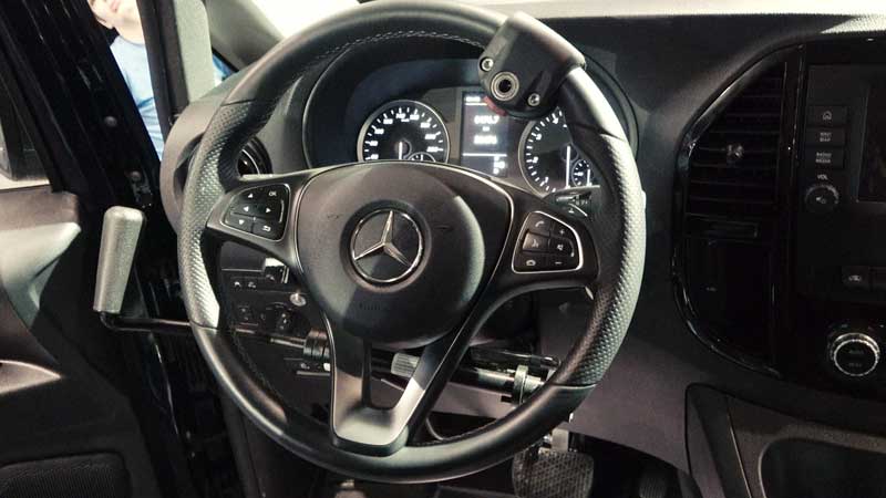 🚗👩‍🦽 Accessible Vehicles Bring Freedom. Canadian International Autoshow 2023 👩‍🦽