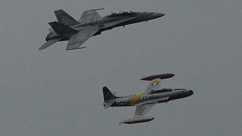 ✈️2023 AirShow. Rob “Scratch” Mitchell and the T-33 Over Lake Ontario at the Air Show 2023. Live Sounds!