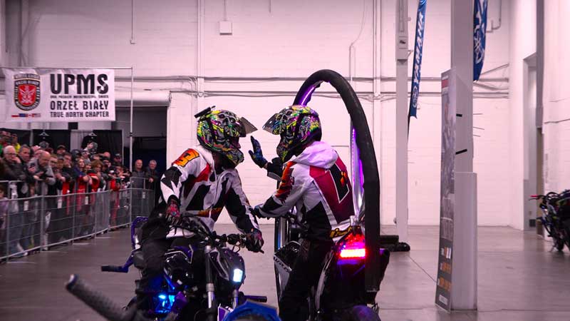 🏍️🏍️🏍️ 2024 FACTORY YAMAHA Stunt Riders - TWIN STUNTS - at the Toronto Motorcycle SUPERSHOW