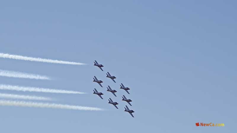 2025 ✈️ Canadian International Air Show Highlights ✈️ Toronto Jet Noise, Aerobatics & More